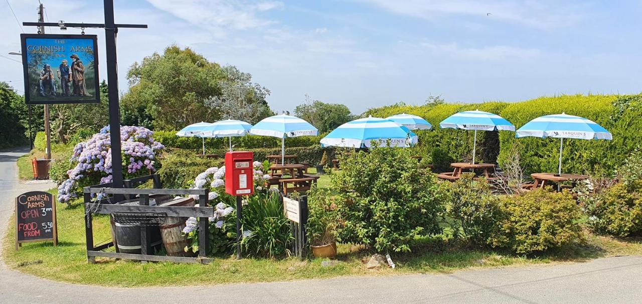 Cornish Arms Inn Port Isaac 2 Miles Pendoggett Exteriér fotografie