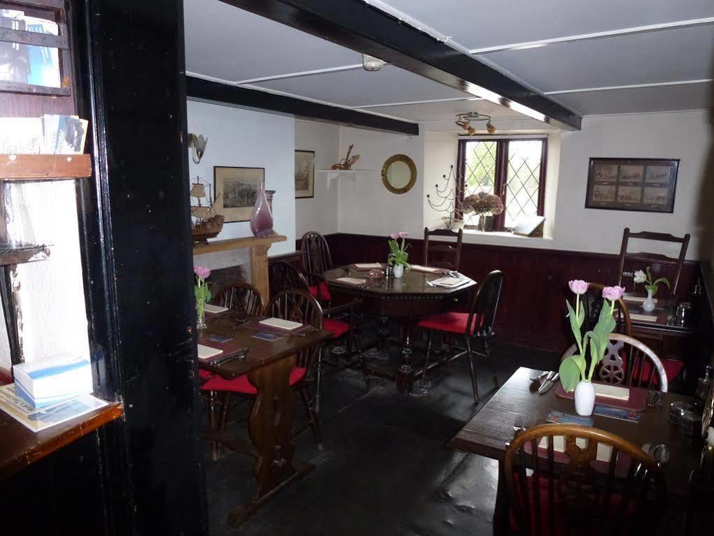 Cornish Arms Inn Port Isaac 2 Miles Pendoggett Exteriér fotografie